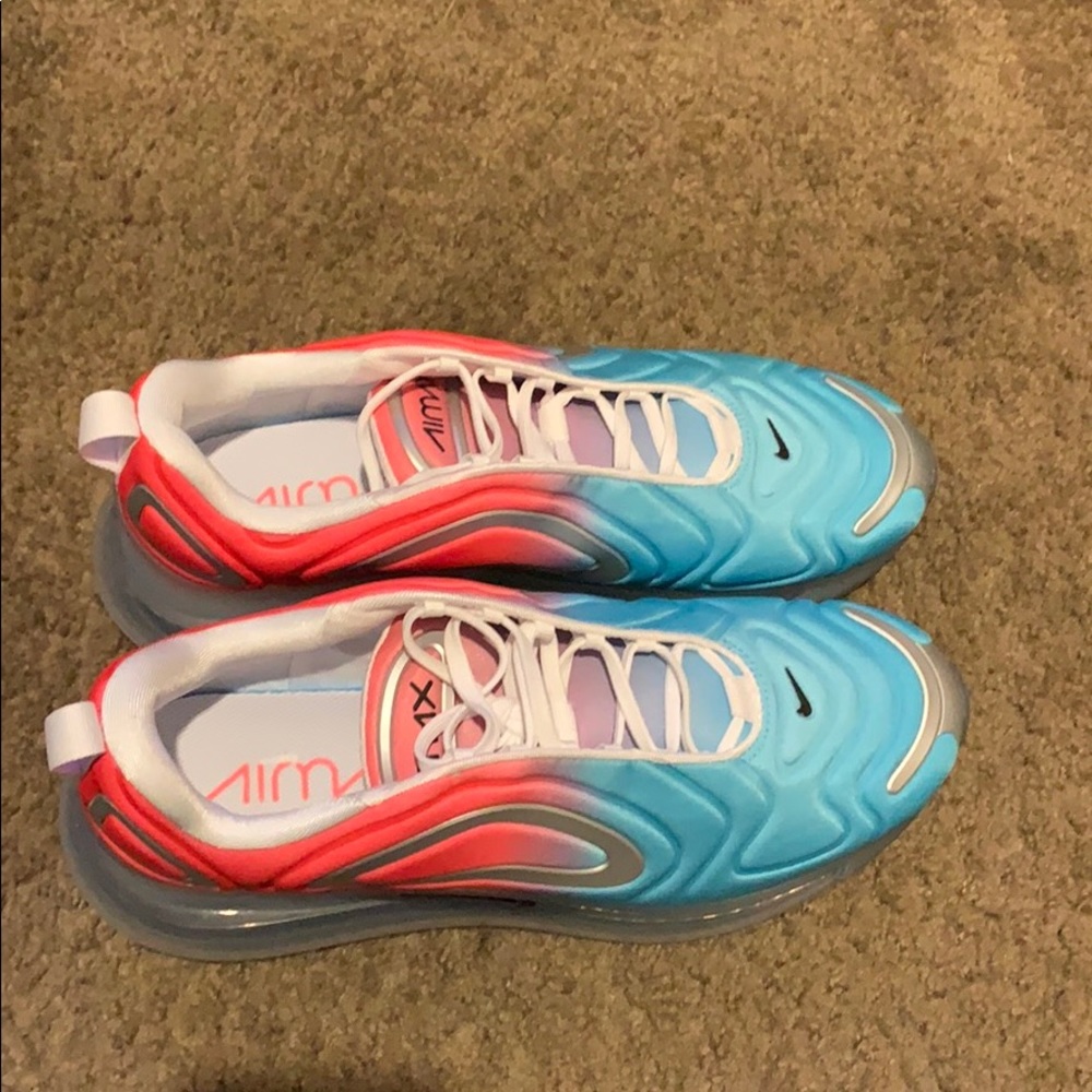 Nike Air Max 720 Pink sea